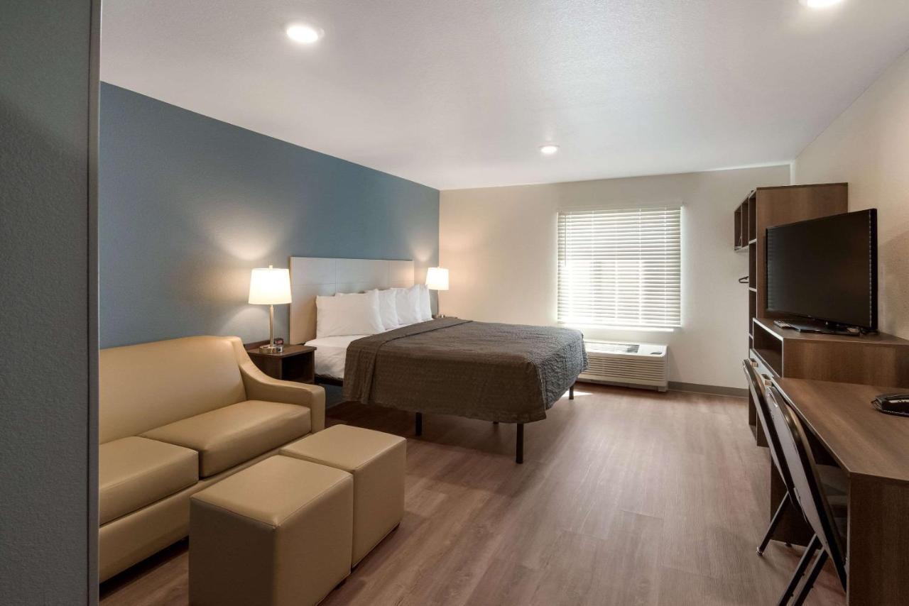 Woodspring North - Air Force Academy Hotel