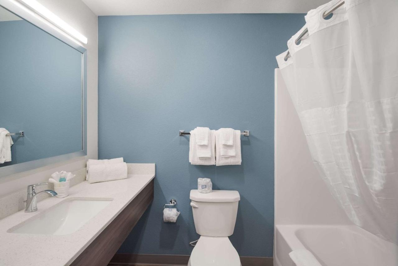 Woodspring North - Air Force Academy Hotel 2*